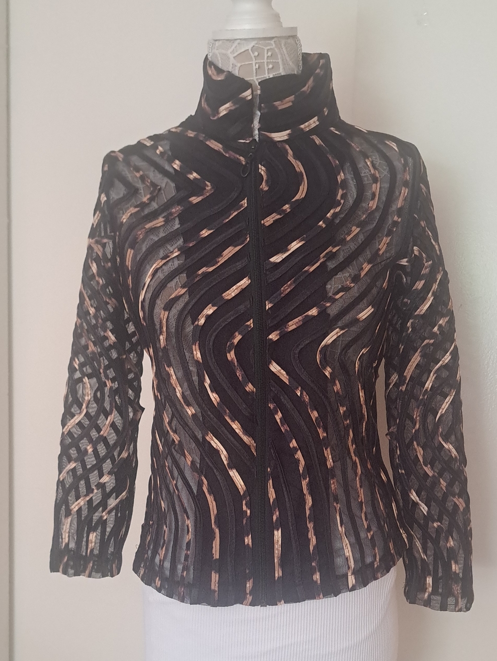 Damee, Inc. Black Sheer Wave-Pattern Zip Blazer with Beige Accents